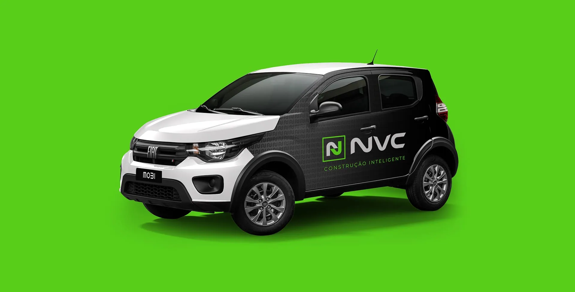 Fiat Mobi com a identidade visual da NVC Tech aplicada em preto, branco e verde