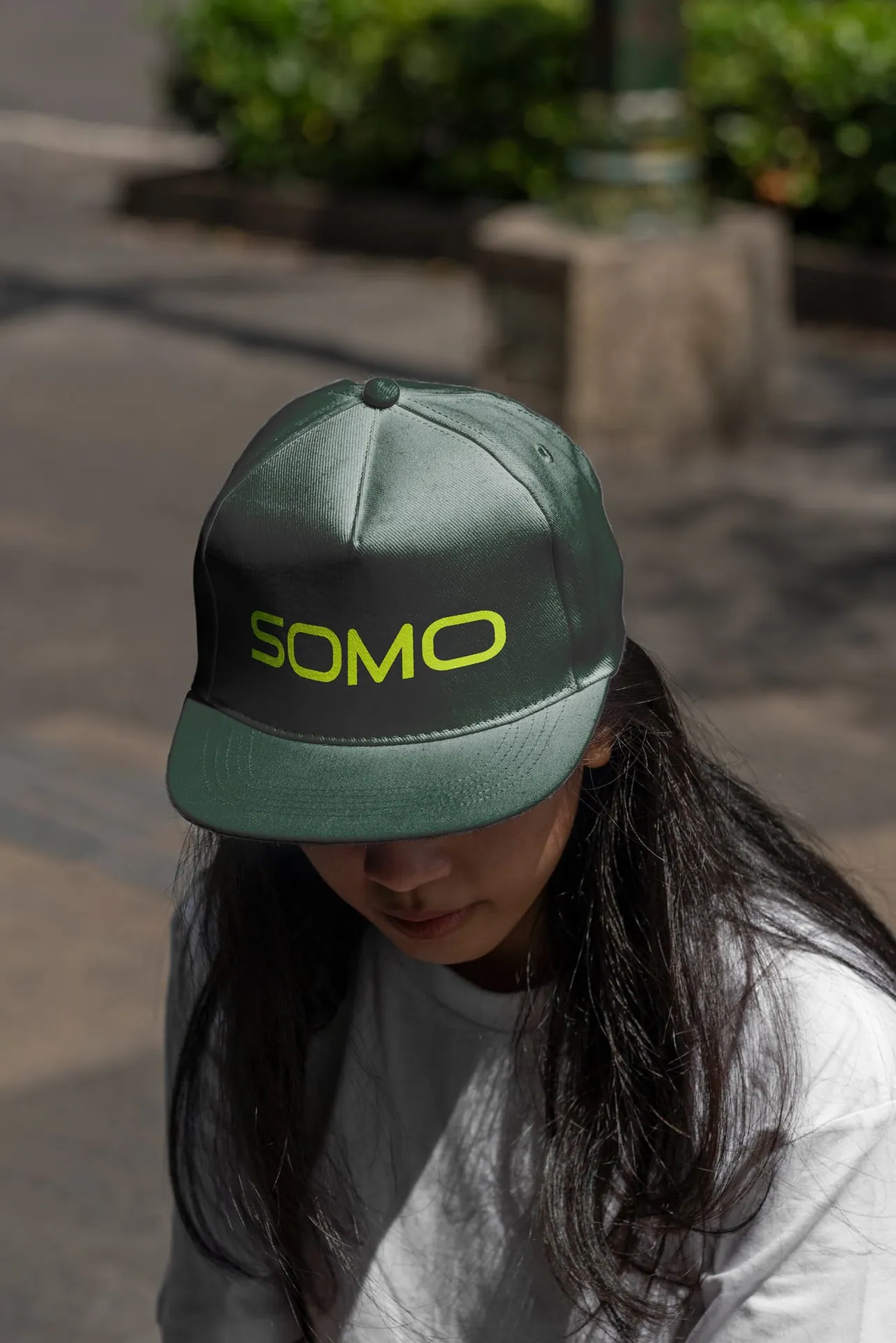 Boné bordado com o logotipo Somo